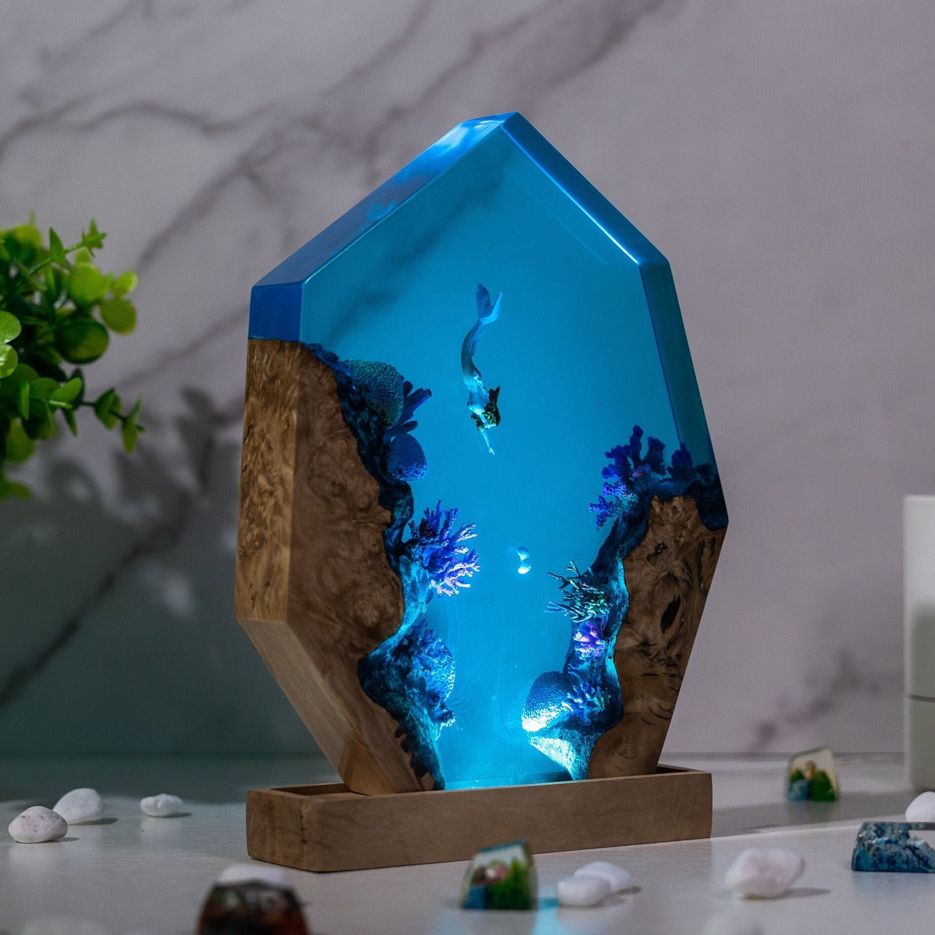 Customized Items Resin Table L - Lighting Table Decor avis et prix