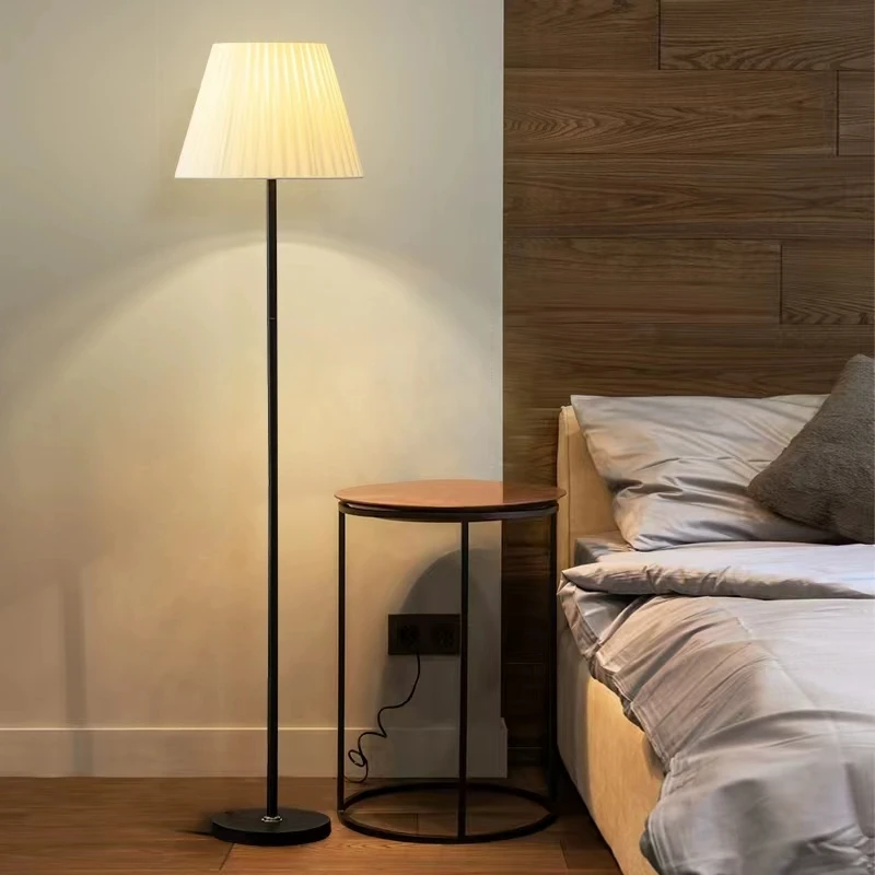Retro Pleated Floor Stand Lamp - Floor Lamp Tripod avis et prix