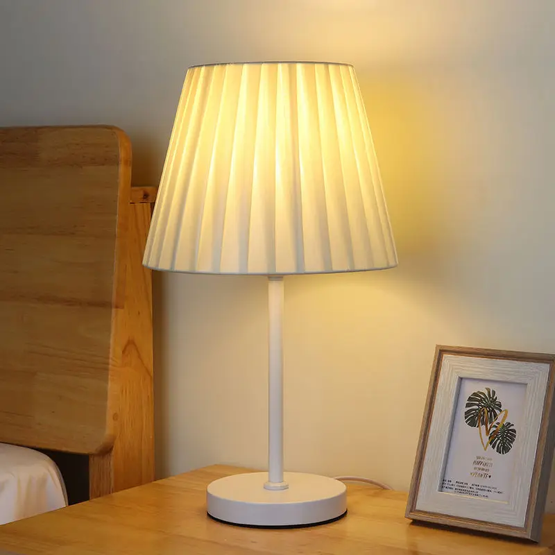 Retro Pleated Floor Stand Lamp - Floor Lamp Tripod avis et prix